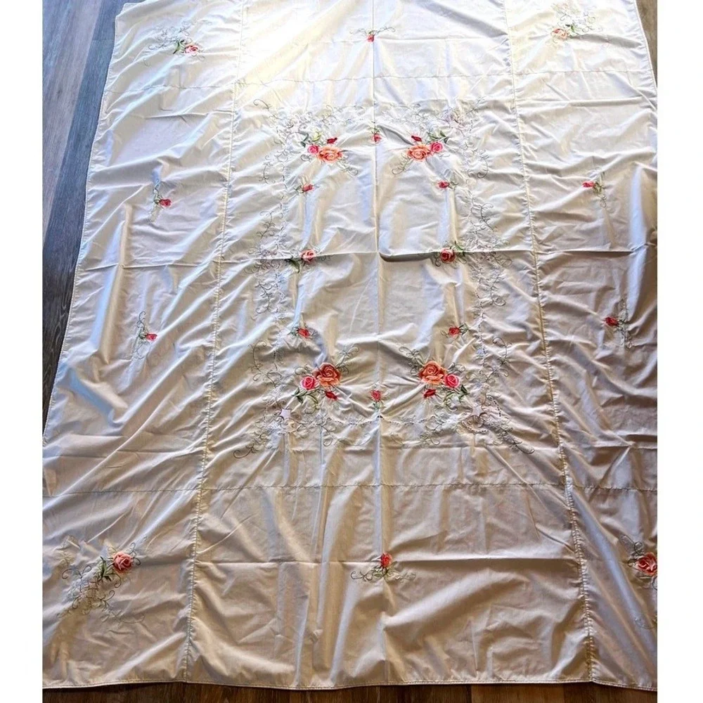 Vintage Floral Embroidered Bedspread Covering Topper Pink Orange Roses Cutwork
